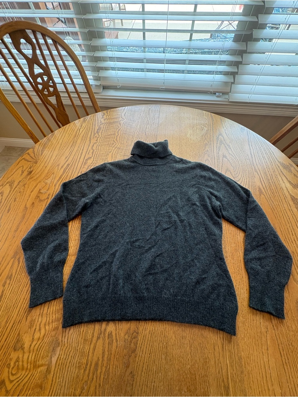 Pursuits, ltd. Vintage 90’s Dark Gray Cashmere turtleneck sweater size L